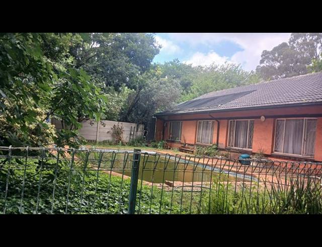 5 BEDROOM HOUSE FOR SALE IN CLAYVILLE